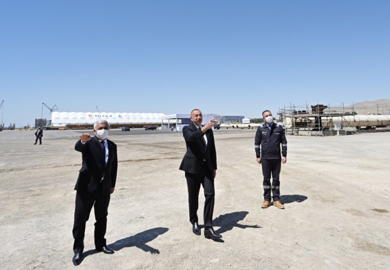 Prezident “Qarabağ” dayaq blokunun dənizə yola salınması mərasimində - İlham Əliyev AzTV-yə müsahibə verdi