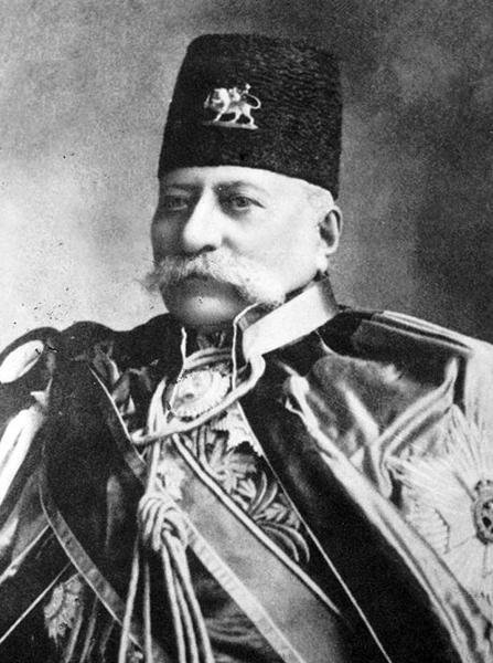 13 dəfə nazir təyin olunmuş diplomat