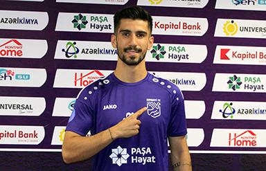 Futbol komandamız heyətinə daha bir legioneri cəlb edib Futbol komandamız heyətinə daha bir legioneri cəlb edib