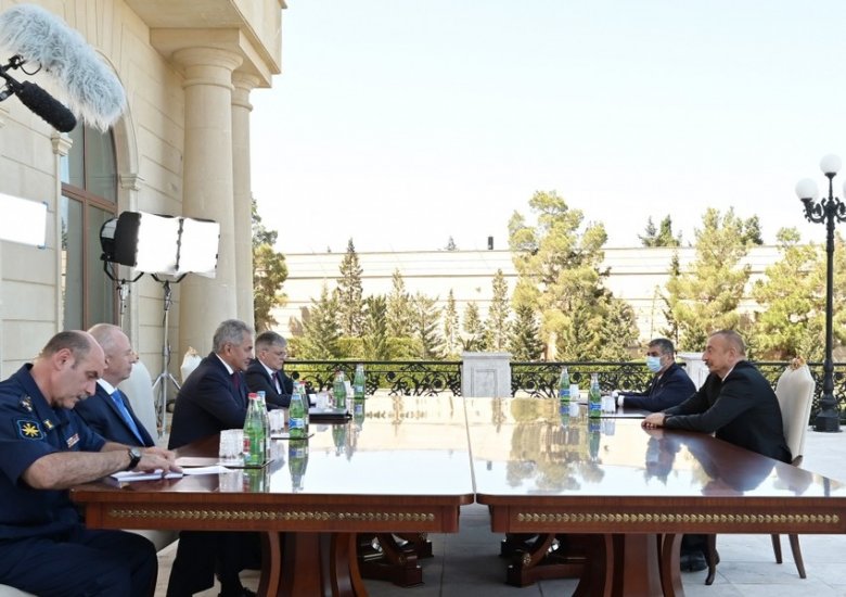 İlham Əliyev Rusiyanın Müdafiə nazirini qəbul edib - Yenilənib İlham Əliyev Rusiyanın Müdafiə nazirini qəbul edib - Yenilənib