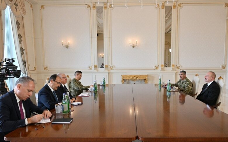 Azərbaycan prezidenti Türkiyənin milli müdafiə nazirini qəbul edib