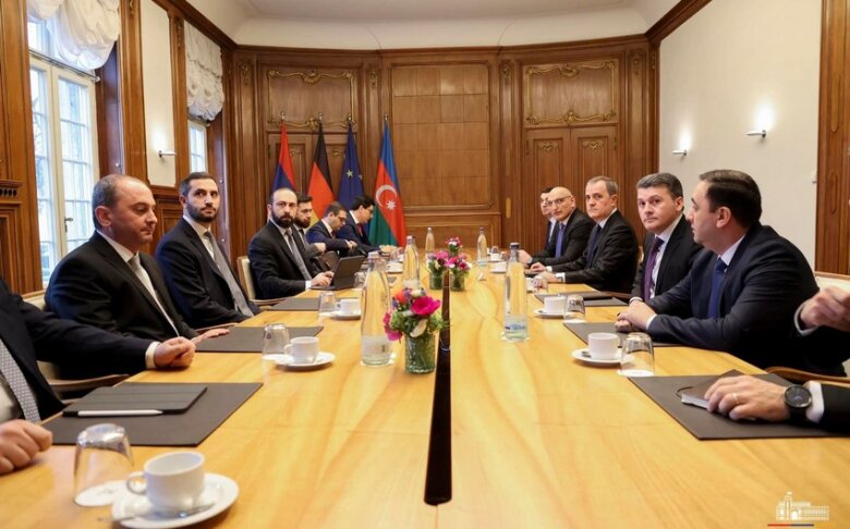 Azərbaycan və Ermənistan XİN rəhbərləri Berlində yenə görüşüb - (Yenilənib)