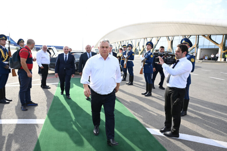 Prezidentlərin və baş nazirin Azərbaycana səfəri başa çatıb