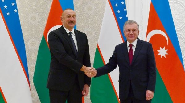 Şavkat Mirziyoyev İlham Əliyevə zəng edib