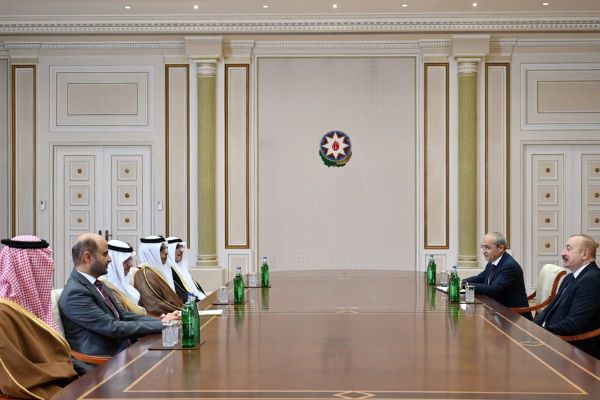 İlham Əliyev Ərəb Koordinasiya Qrupunun rəhbər şəxslərini qəbul edib