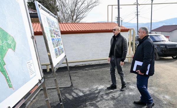 Prezident Ağdərədə görülən işlərlə tanış olub - (Yenilənib)