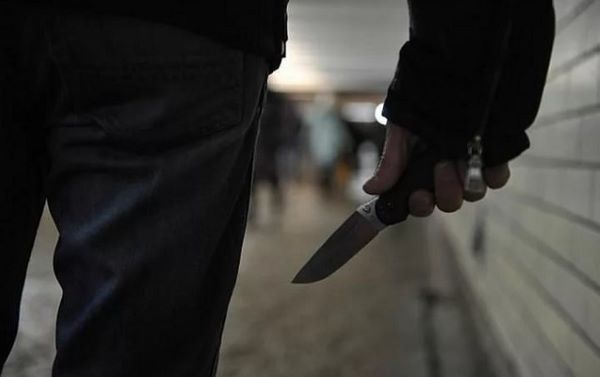 Qadın öldürülüb, gəlini bıçaqlanıb - Qazi saxlanılıb